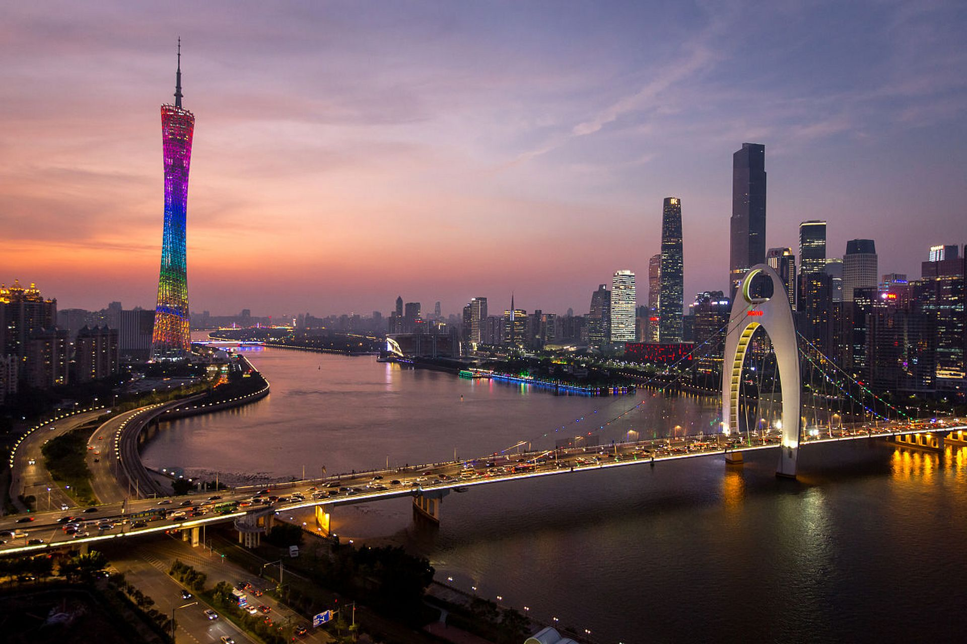 ƽ���������ڷֹ�˾��չ�´�ο�ʻ